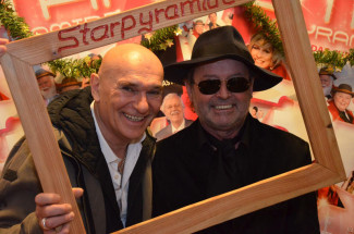 30. Starpyramide Backstage