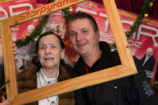 30. Starpyramide Backstage