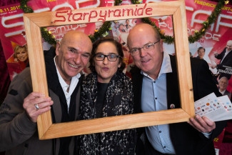 30. Starpyramide Backstage