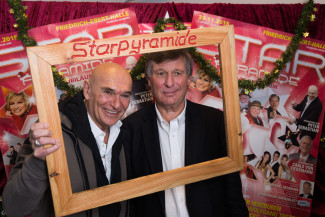 30. Starpyramide Backstage