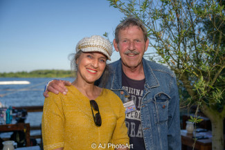 Scheckübergabe 2023