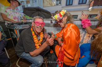 Rollstuhl-Inklusionstruck beim Schlagermove 2023