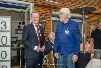 Scheckübergabe im Restaurant Eisvogel am See - Erlös der 37ten Starpyramide