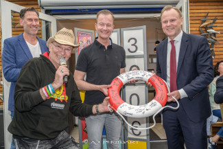 Scheckübergabe im Restaurant Eisvogel am See - Erlös der 37ten Starpyramide