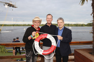 Scheckübergabe im Restaurant Eisvogel am See - Erlös der 37ten Starpyramide