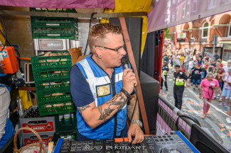 Hamburg Pride 2024 - Rollstuhlfahrer-Inklusionstruck