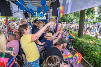 Hamburg Pride 2024 - Rollstuhlfahrer-Inklusionstruck