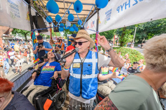 Hamburg Pride 2024 - Rollstuhlfahrer-Inklusionstruck