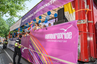 Hamburg Pride 2024 - Rollstuhlfahrer-Inklusionstruck