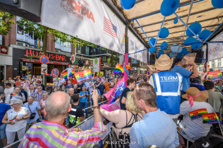 Hamburg Pride 2024 - Rollstuhlfahrer-Inklusionstruck