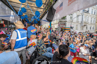 Hamburg Pride 2024 - Rollstuhlfahrer-Inklusionstruck