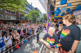 Hamburg Pride 2024 - Rollstuhlfahrer-Inklusionstruck