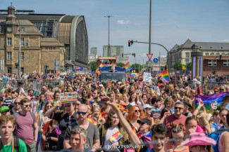 Hamburg Pride 2024 - Rollstuhlfahrer-Inklusionstruck