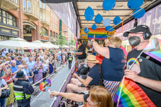 Hamburg Pride 2024 - Rollstuhlfahrer-Inklusionstruck
