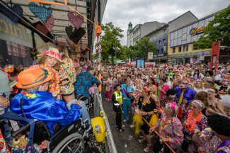 Schlagermove 2025 - Rollstuhlfahrer-Inklusionstruck