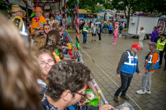 Rollstuhltruck, Förderkreis zugunsten unfallgeschädigter Kinder, Deutsche Muskelschwund-Hilfe