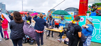 Rollstuhltruck, Förderkreis zugunsten unfallgeschädigter Kinder, Deutsche Muskelschwund-Hilfe
